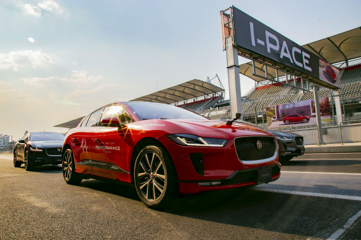 Vision Automotriz Blog Archive Jaguar Land Rover Contin A Con