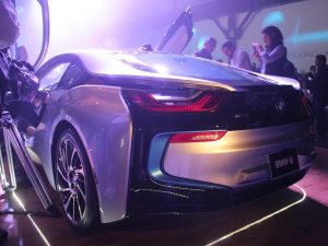 BMW, la primera marca Premium en vender autos eléctricos en México con el lanzamiento de los nuevos BMW i3 y BMW i8 trasero